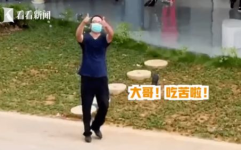 用鞭炮炸死小姐姐,小姐姐不幸丧生，引发安全警示