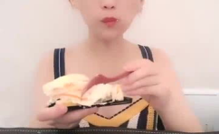 吃货小姐姐甜品推荐小说,吃货小姐姐的甜品秘籍大揭秘