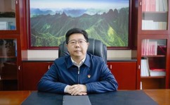 秀人网资源一座山区小城缘何火爆出圈——专访宣恩县委书记王闯丨封面策划④